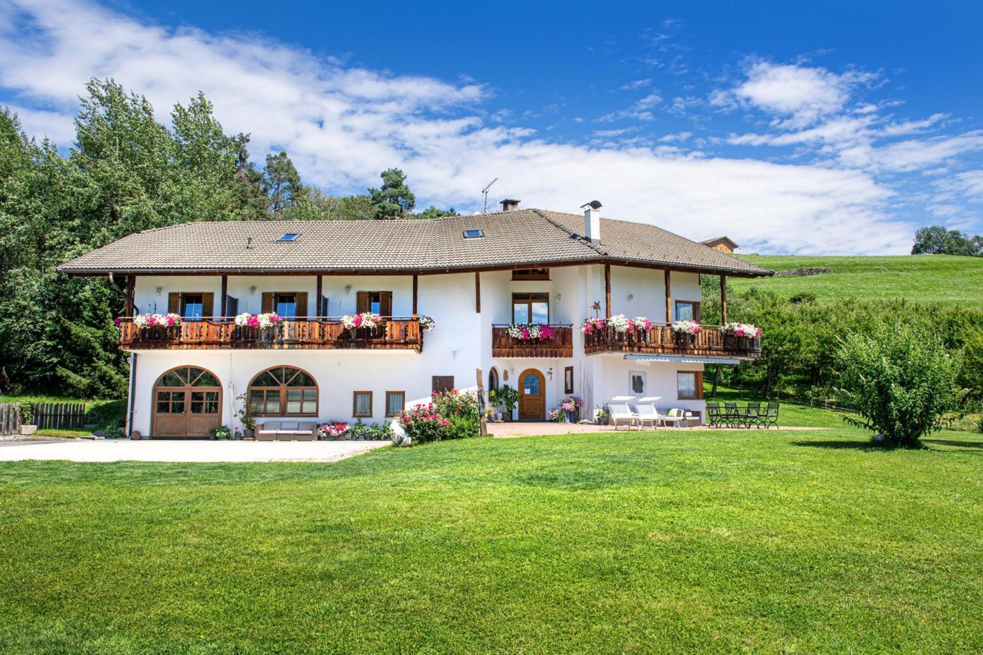Bonichhof Hotell Laion Exteriör bild